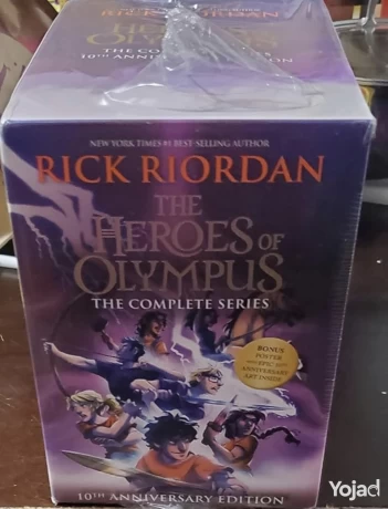 the-heroes-of-olympus-box-set-paperback-edition-big-0