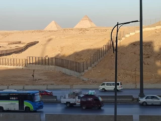 فيو الاهرامات شقه 220 متر واجهه حدائق الأهرام الترا لوكس