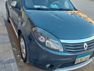 رينو سانديرو ستيبواي ٢٠١٣ مانوال