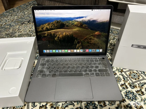 macbook-air-2018-core-i5-16-ghz-big-1