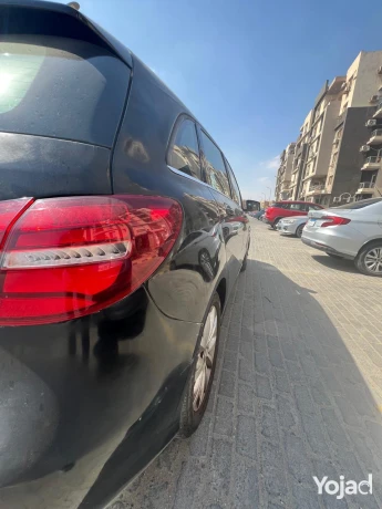 mercedes-b180-big-7