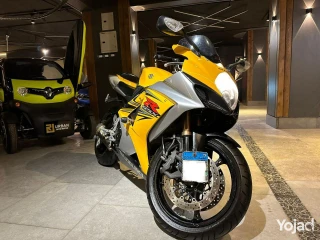 موتسيكل ريس Suzuki GSXR 1000