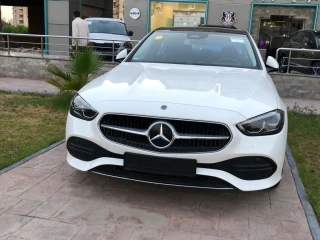 Mercedes Benz