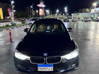 BMW 320i LUXURY