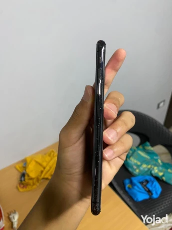 iphone-xs-max-big-2