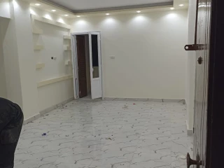 شقة للبيع بمدسنة الشيخ زايد