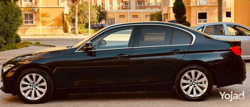 bmw-318-i-luxury-2019-big-1