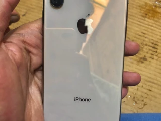 Iphone xs gold