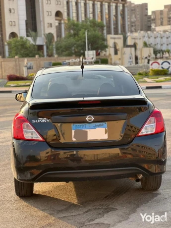 nissan-sunny-2020-big-2