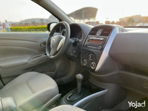 nissan-sunny-2020-big-6