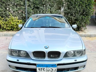 BMW e39 523i model 99