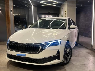 Skoda Octavia A8 oموديل ٢٠٢٥ زيرو وكيل الفئه