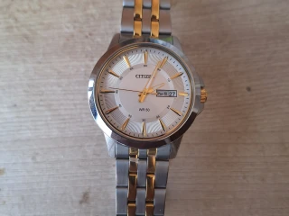 ساعة CITIZEN original لم ارتديها ولا مره. ب3500 بدلا من6200