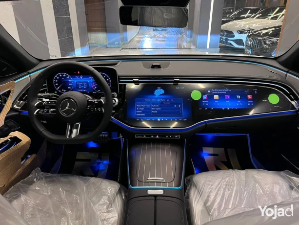 mercedes-benz-e200-model-2024-big-2