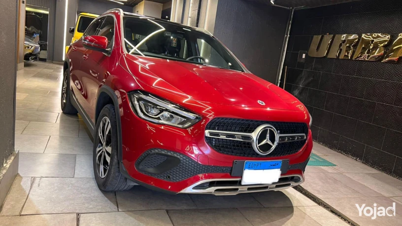 mercedes-benz-gla-200-big-6