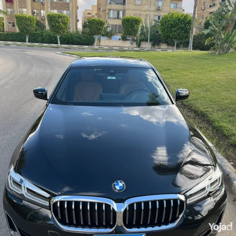 llbyaa-bmw-520i-luxury-modyl-2023-frs-la-tfot-big-0