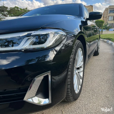 llbyaa-bmw-520i-luxury-modyl-2023-frs-la-tfot-big-2