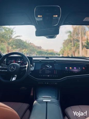 llbyaa-mercedes-e200-amg-2024-big-4