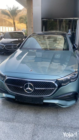 mrsyds-e200-coupe-big-2