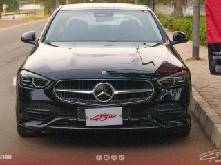 استلام فوري - Mercedes Avantgarde C180 2023 - مرسيدس