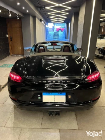 porsche-718-boxster-roadster-big-3
