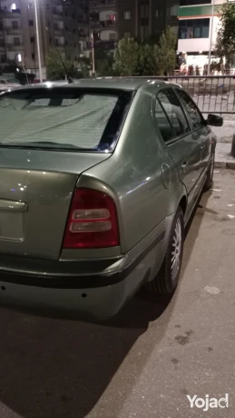 skoda-aoktafya-2001-big-4