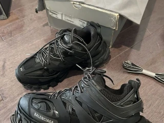 Balenciaga Track