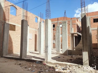 بيت تحت الأنشاء تأسيس عالي جدا