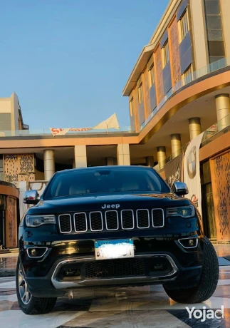 jeep-grand-cherokee-big-0