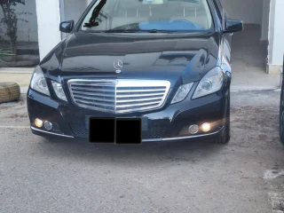 مرسيدس E250 اسود