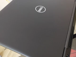 -Dell precision 3520 (i7