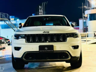 Jeep grand Cherokee limited 2021