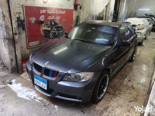 bmw-e90-2007-big-1