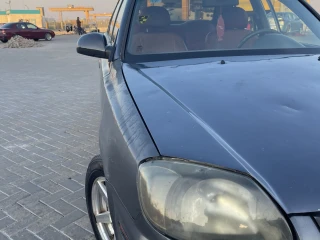 Hyundai Verna 2010 180,000 km