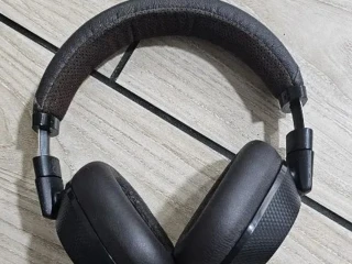 Plantronics backbeat pro 2 noice canceling headphones - سماع