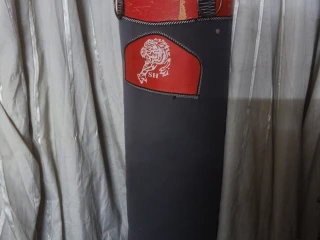 A heavy bag كيس ملاكمه