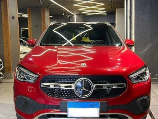 للبيع - [Mercedes Gla200] | حالة نادرة وسعر ممتاز!