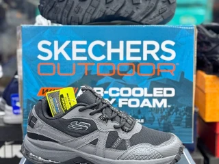 ماركة Skechers