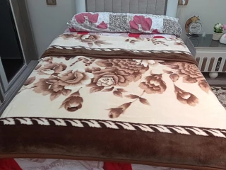 سرير اطفال