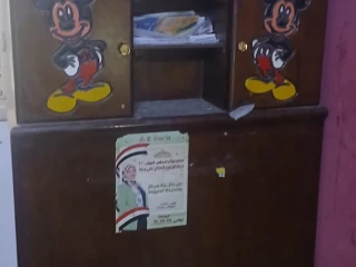 عدد ٢ سرير اطفال