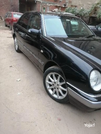 mrsyds-e240-modl-1999-big-8