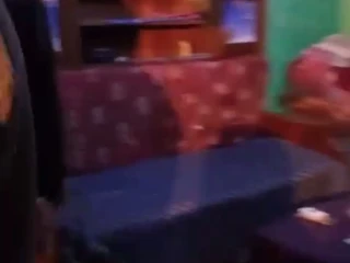 صاله قطعتين. مطبخ . حمام . 2 اوضه. شارع رئيسي