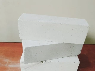 طوب ابيض خفيف