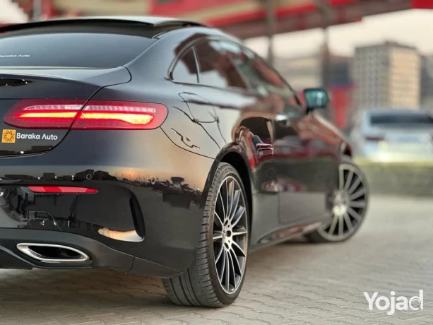mercedes-benz-e300-2020-big-5