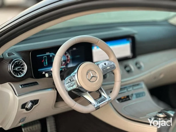 mercedes-benz-e300-2020-big-8