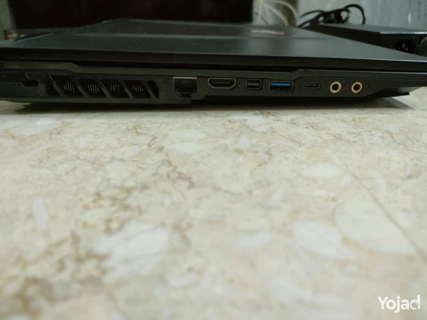 msi-gl65-leopard-10sfr-gaming-laptop-big-5