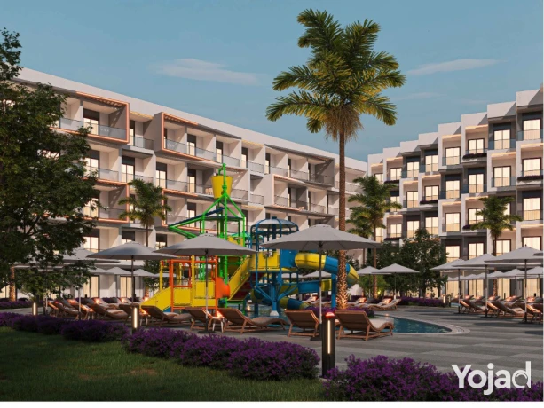 shkh-fyo-bhr-fy-alghrdkh-albhr-alahmr-msahtha-60-mtr-big-3