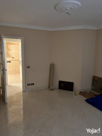 shkh-190-mtr-llbyaa-fy-hdayk-alahram-big-7