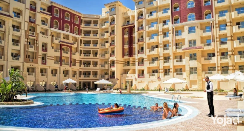 stodyo-34-mtr-fyo-hmam-sbah-bmntgaa-florynza-baarabya-big-6