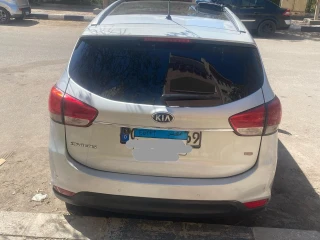 كيا كارينز ٢٠١٤